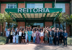 Imagem da notícia - Professora do PPGCS participa do Fórum de Pró-Reitores de Pesquisa e Pós-Graduação da Região Sul, FOPROP – Sul