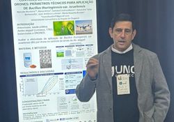 Imagem da notícia - Professor da Unochapecó apresenta pesquisa sobre controle da dengue com drones em evento estadual de ciência